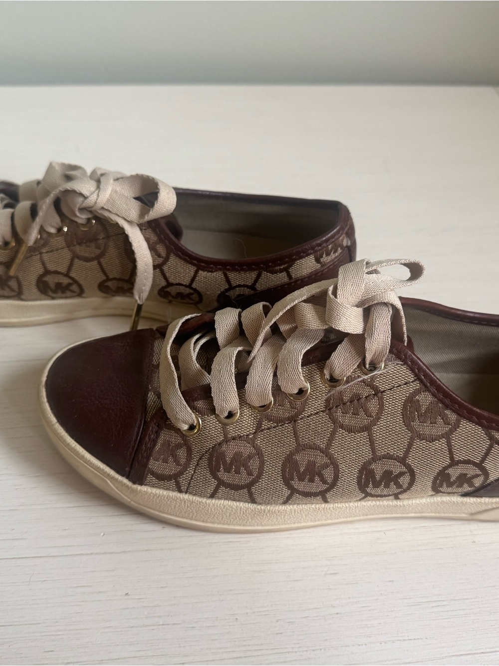 Michael Kors Tan and Brown MK Logo Low-Top Sneakers